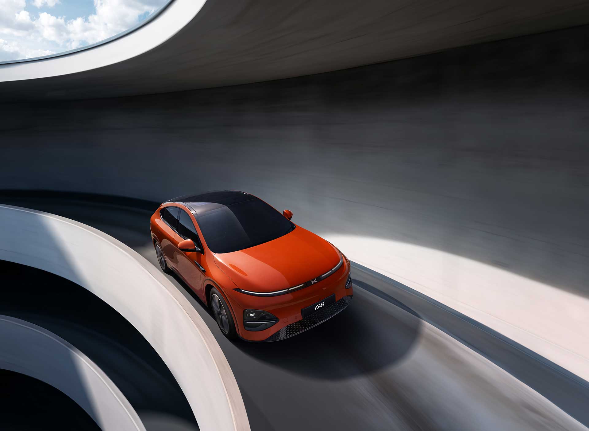 XPENG G6 im Parkhaus XPENG G6 im Parkhaus